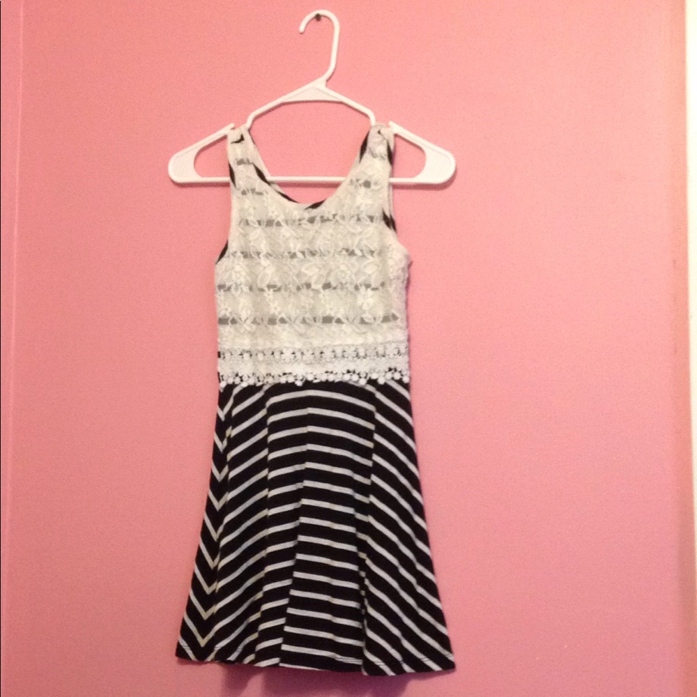 Black and white dress